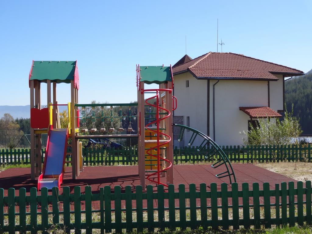 Pinerose Resort Bansko Exterior photo