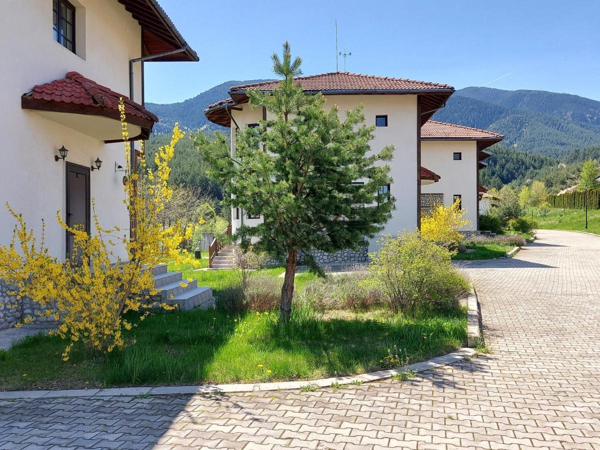 Pinerose Resort Bansko Exterior photo
